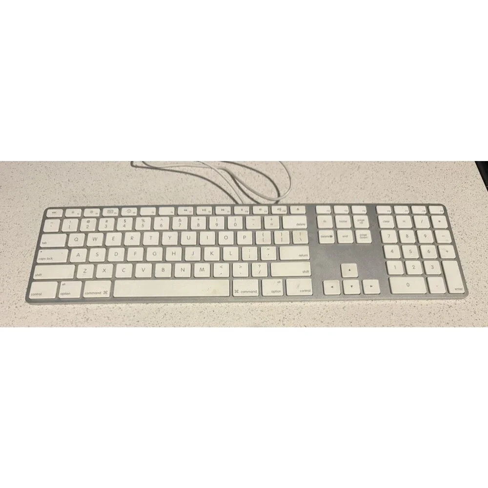 Genuine Apple A1243 Wired USB Keyboard w/ Numeric Keypad for iMac Mac Mini Pro